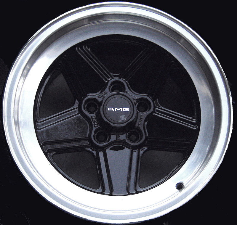 FW-208 Aurora five-spoke forged alloy wheel concept